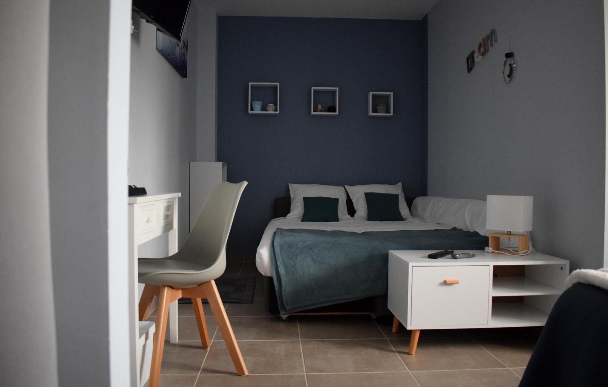 La Sarlamandre, Chambres Et Table D'Hotes Marcillac-Saint-Quentin Exterior photo