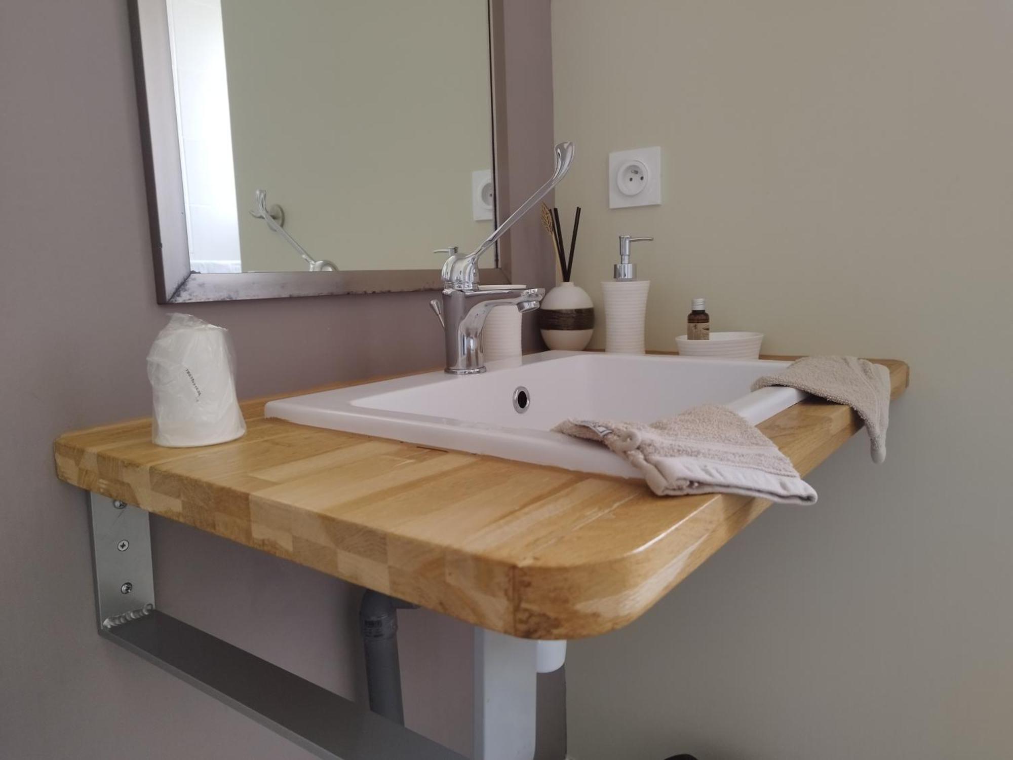 La Sarlamandre, Chambres Et Table D'Hotes Marcillac-Saint-Quentin Exterior photo